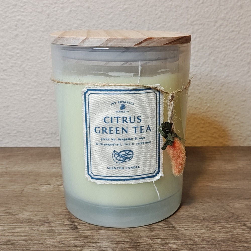Ivy Botanics Citrus Green Tea Candle 14.8oz Green 2-Wick Wood Lid IBSH4100-A